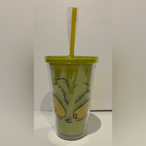 Cute Grinch and Who-ville Tumblers- Set of 2- NWT - Picture 2 of 7